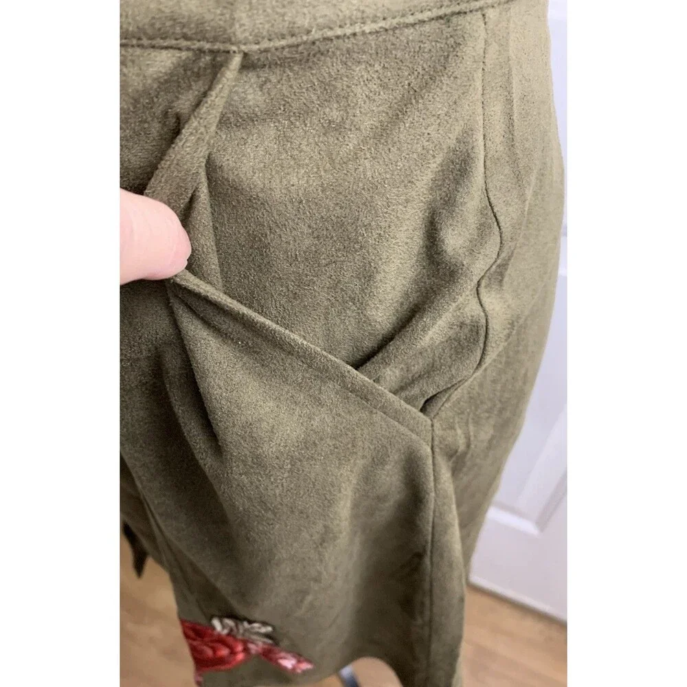 N/A green faux